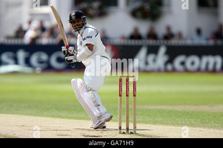 Cricket - npower Second Test - England gegen Indien - Tag drei - Trent Bridge. Sachin Tendulkar in Indien ist am dritten Tag des zweiten npower-Testmatches in Trent Bridge, Nottingham, in Aktion. Stockfoto