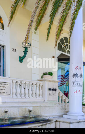 "Met", ein Modehaus, Day Spa und Salon im neoklassizistischen Baustil, Gebäude, St. Armands Circle, Sarasota, FL Stockfoto