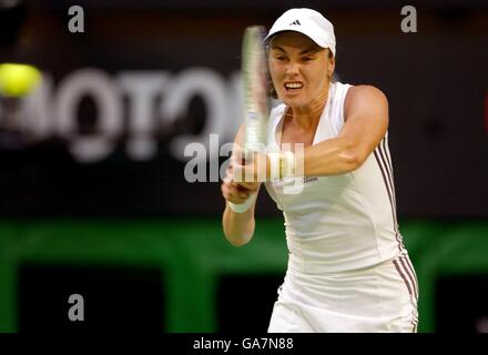 Tennis - Australian Open - Vierte Runde. Martina Hingis im Kampf gegen Amanda Coetzer Stockfoto