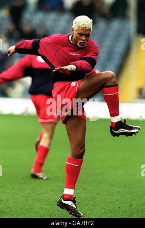 Fußball - FA Barclaycard Premiership - Leeds United / Liverpool. Liverpools neue Unterschrift von Everton Abel Xavier Stockfoto