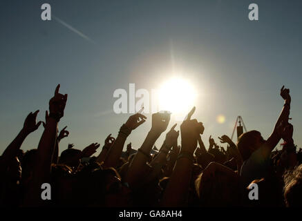 Carling Reading Festival 2007. Das Publikum beim Carling Reading Festival 2007 in Reading, in der Grafschaft von Reading. Stockfoto