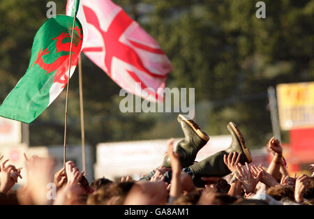 Carling Reading Festival 2007. Das Publikum beim Carling Reading Festival 2007 in Reading, in der Grafschaft von Reading. Stockfoto