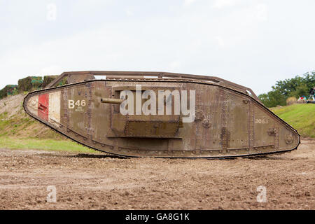 Mark IV Replica World War ein Tank beim Tankfest 2016 wie in dem Film War Horse verwendet Stockfoto