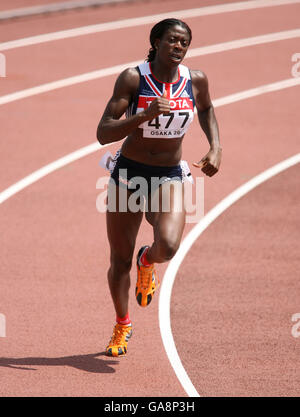 Die britische Christine Ohuruogu tritt in den Vorläufen der an 400 m Frauen Stockfoto