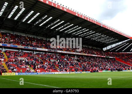 Fußball - FA Barclaycard Premiership - Charlton Athletic gegen Sunderland. Ein allgemeiner Blick auf das Tal, die Heimat von Charlton Athletic Stockfoto