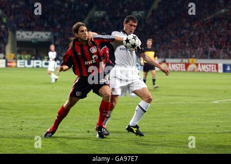 Fußball - UEFA Champions League - Halbfinale-Finale - Rückspiel - Bayer Leverkusen gegen Manchester United Stockfoto