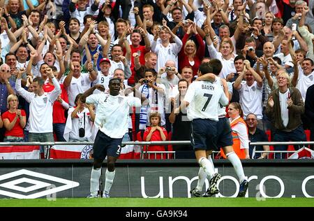 Fußball - Europameisterschaft 2008-Qualifikation - Gruppe E - England V Israel - Wembley-Stadion Stockfoto