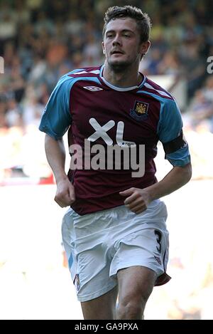 Fußball - Barclays Premier League - West Ham United - Middlesbrough - Upton Park. George McCartney, West Ham United Stockfoto