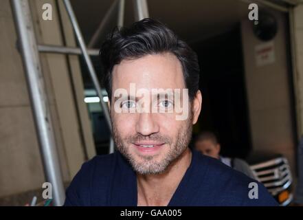 Edgar Ramirez unterwegs für Promi-Schnappschüsse - do, New York, NY 4. August 2016. Foto von: Derek Sturm/Everett Collection Stockfoto