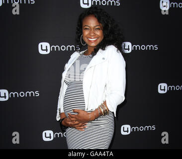Los Angeles, CA, USA. August 2016. 4. August 2016 – Los Angeles, Kalifornien – Tatyana Ali. 4Moms Selbsteinbauender Autositz Celebrity Event im Petersen Automotive Museum in Los Angeles. Foto: AdMedia Credit: AdMedia/Alamy Live News Stockfoto