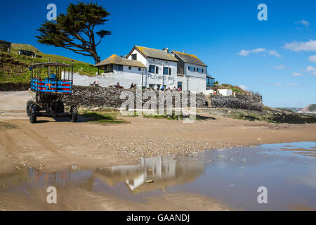 Das historische Gasthaus Sardinen aus dem Jahre 1336 auf Burgh Island, South Devon, England, UK Stockfoto