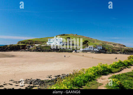 Art-deco-Stil Hotel auf Burgh Island, gesehen von der SW Coast Path bei Bigbury am Meer, South Devon, England, UK Stockfoto