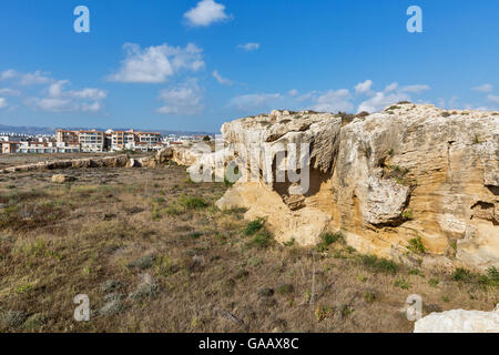 Alten Stadtmauern Ruinen in den Gräbern der Könige antike Nekropole des 4. Jahrhunderts v. Chr.. Paphos, Zypern. Stockfoto