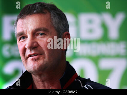 Schottlands Coach Frank Hadden während einer Pressekonferenz im Murrayfield Stadium, Edinburgh. Schottland spielt Neuseeland am Sonntag. Siehe PA Story WORLD CUP SCO-Scotland. Stockfoto