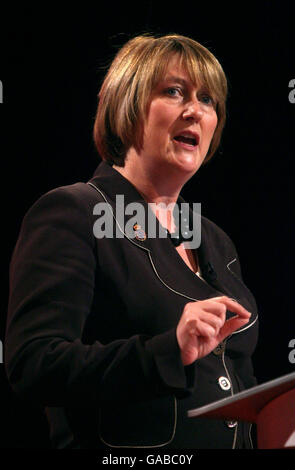 Innenministerin Jacqui Smith spricht am letzten Tag der Labour Party Konferenz 2007 im Bournemouth International Centre, Dorset. Stockfoto