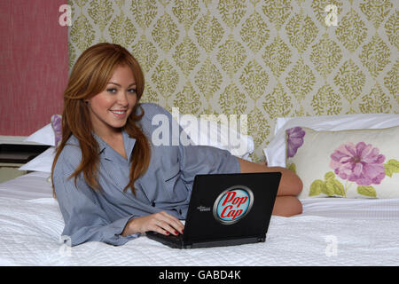 Natasha Hamilton Pop Cap Photocall - London Stockfoto