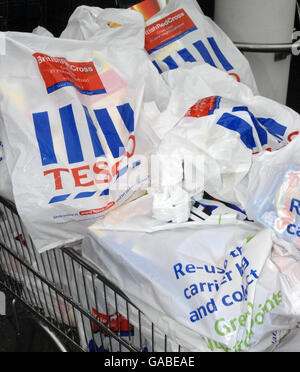 Tesco enthüllen Stoßstange Gewinne Stockfoto