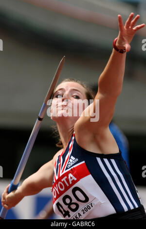 Die britische Goldie Sayers tritt bei der IAAF-Weltmeisterschaft in Osaka, Japan, in der Javelin-Qualifikation der Frauen an. Stockfoto