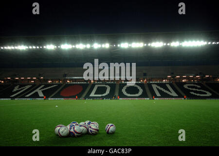 Fußball - Johnstone's Paint Trophy - Südsektion - zweite Runde - Milton Keynes Dons / Peterborough United - Stadion:mk. Stadion:mk Heimstadion der Milton Keynes Dons Stockfoto