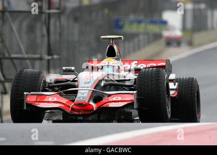 Formel-1-Motorsport - Großer Preis Von Brasilien - Training - Interlagos. McLaren Lewis Hamilton während einer Trainingseinheit auf der Interlagos, Sao Paulo, Brasilien Stockfoto