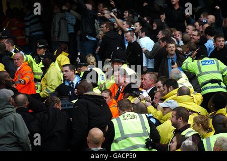 Fußball - Barclays Premier League - Manchester City gegen Birmingham City - City of Manchester Stadium Stockfoto