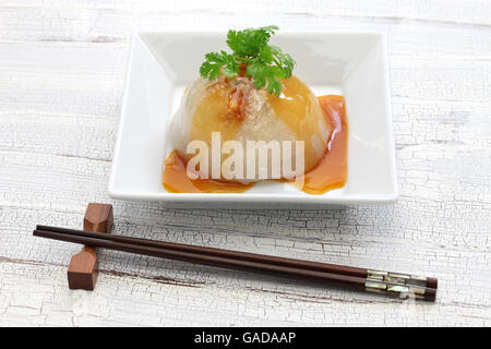 BA wan, Bawan, taiwanesische Mega Knödel, Suppen Stockfoto