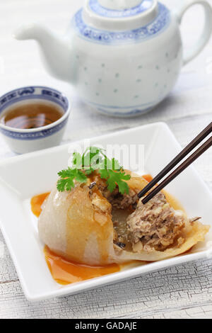 BA wan, Bawan, taiwanesische Mega Knödel, Suppen Stockfoto