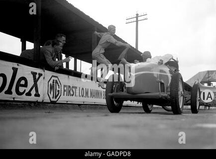 Motor Racing - Staffellauf - Brooklands Stockfoto