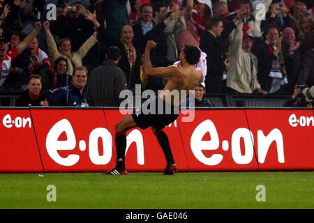 Fußball - UEFA-Cup - Finale - Feyenoord V Borussia Dortmund Stockfoto