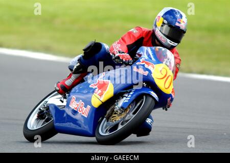 Motorradfahren - Cinzano Grand Prix von Großbritannien - Moto GP. Guy Farbrother während des Qualifyings für das 125ccm-Rennen Stockfoto