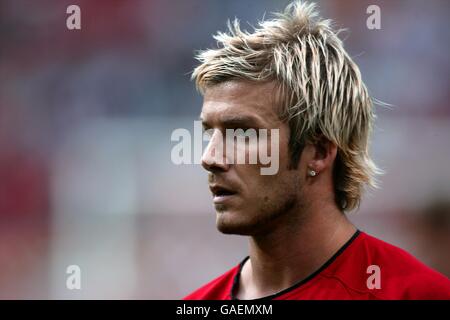 Manchester United Kapitän David Beckham während des Vormatchtrainings Sitzung für das Spiel gegen Parma Stockfoto