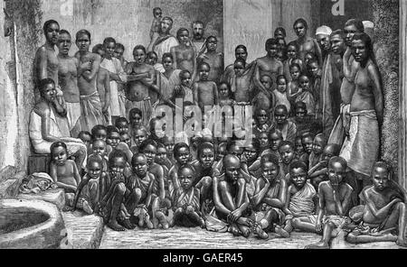 "Der afrikanische Sklavenhandel - Sklaven, die aus einer Dhau von HMS Undine gefangen genommen". Abbildung des Sklavenhandels in The Graphic, London, 7. Juni 1884 veröffentlicht. Stockfoto