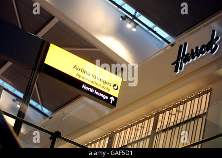 Generisches Bild des neuen Terminals 5 am Flughafen Heathrow vor seiner Eröffnung im März 2008. PRESSEVERBAND Foto.Bildtermin: Montag, 17. Dezember 2007. Bildnachweis sollte lauten: Steve Parsons/PA Wire Stockfoto