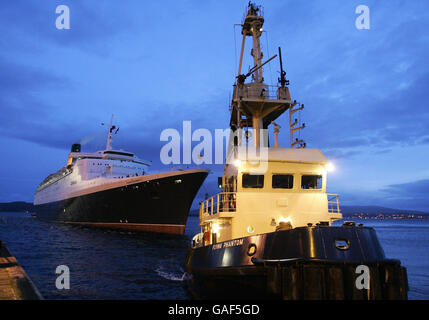 Schlepper kentert in River Clyde Stockfoto