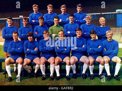 Birmingham City Team-Gruppe: (Hintere Reihe, l-r) Gary Pendrey, Colin Green, Denis Thwaites, Malcolm Page; (mittlere Reihe, l-r) Geoff Vowden, Malcolm Beard, Phil Summerill, Jim Herriot, Brian Sharples, John Sleeuwenhoek, Mick Darrell; (vordere Reihe, l-r) Winston Foster, Trevor Hockey, Ray Martin Pickering, Ron, Vincent Berlie Stockfoto