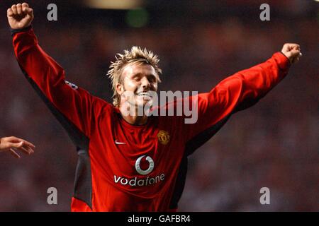 Fußball - UEFA Champions League - Dritte Qualifikationsrunde - zweite Etappe - Manchester United / Zalaegerszeg. David Beckham von Manchester United feiert Stockfoto