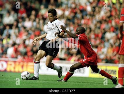 Fußball - FA Barclaycard Premiership - Middlesbrough gegen Fulham. Fulhams Junichi Inamoto in Aktion Stockfoto