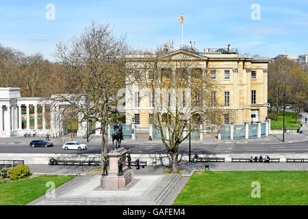 Apsley House Londoner Stadthaus des Duke of Wellington auch bekannt als Nummer eins London & offen als Museum & Kunst Galerie am Hyde Park Corner England UK Stockfoto