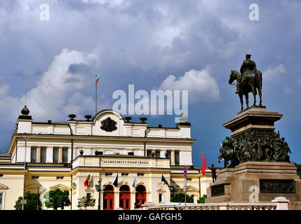 SOFIA, Bulgarien - 5.Mai: Ansicht der National Assembly Platz in Sofia am 5. Mai 2016. Nur zur redaktionellen Verwendung Stockfoto