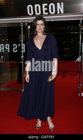 Amanda Lamb kommt zur Premiere von I am Legend im Odeon West End Cinema, Leicester Square, London. Stockfoto