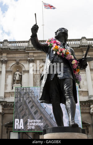 Außenfassade des Annenberg Hof an der Royal Academy of Arts, Sommer-Ausstellung in London, Großbritannien Stockfoto