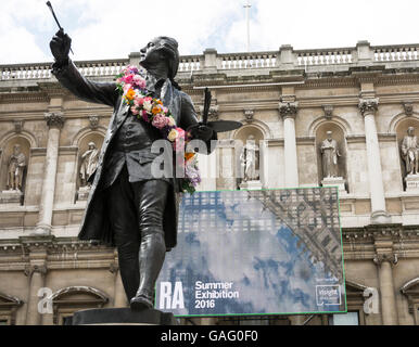 Außenfassade des Annenberg Hof an der Royal Academy of Arts, Sommer-Ausstellung in London, Großbritannien Stockfoto