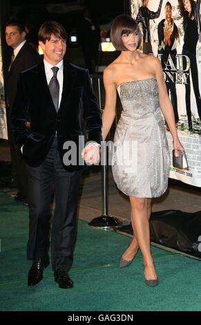 Tom Cruise und Katie Holmes besuchen die Premiere des neuen Films Mad Money im Mann Village Theater in Westwood Village, Los Angeles. Stockfoto
