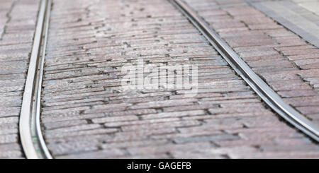 Original Straßenbahnschienen in Mailand, Italien Stockfoto