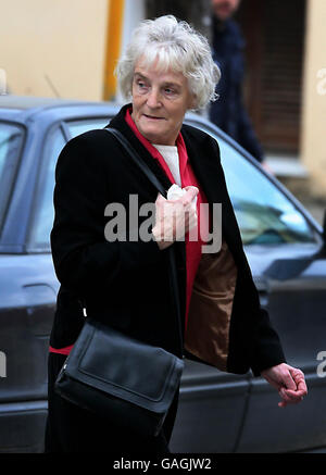 Balkon-Sprung Vater vor Gericht Stockfoto