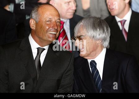 Formel 1 Motor Racing - Mclaren-Mercedes MP4-23-Launch - Stuttgart Stockfoto