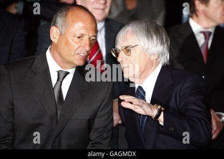 Formel 1 Motor Racing - Mclaren-Mercedes MP4-23-Launch - Stuttgart Stockfoto