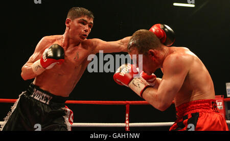 Boxen - WBU-Titel im Weltergewicht - Michael Jennings V Ross Minter - Excel Arena Stockfoto