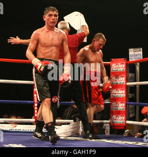 Boxen - WBU Welterweight Titel - Michael Jennings / Ross Minter - Excel Arena. Michael Jennings behält seinen Titel in der WBU Welterweight bei Excel Arena, London. Stockfoto