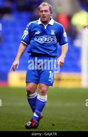 Fußball - AXA FA Cup - erste Runde - Tranmere Rovers gegen Cardiff City. Leyton Maxwell, Cardiff City Stockfoto